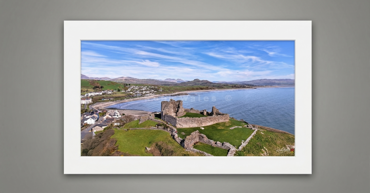 The Weathered Crown (Criccieth)